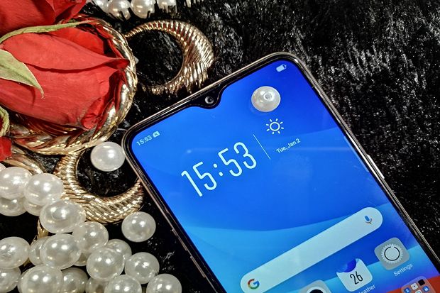 OPPO A7 Punya Layar Unik Waterdrop dan Kapasitas Baterai Jumbo