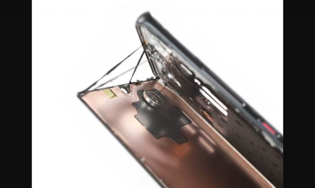 Huawei P30 Pro, Handphone Penuh Inovasi yang Sangat Sulit Diperbaiki