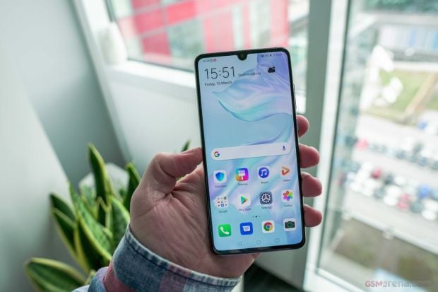 Resmi, Huawei P30 Debut dengan Tiga Kamera dan Layar AMOLED 6,1 Inci