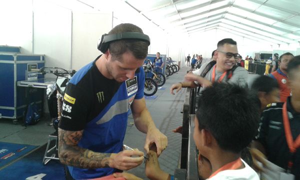 Paddock Crosser MXGP Semarang Diserbu Pengunjung