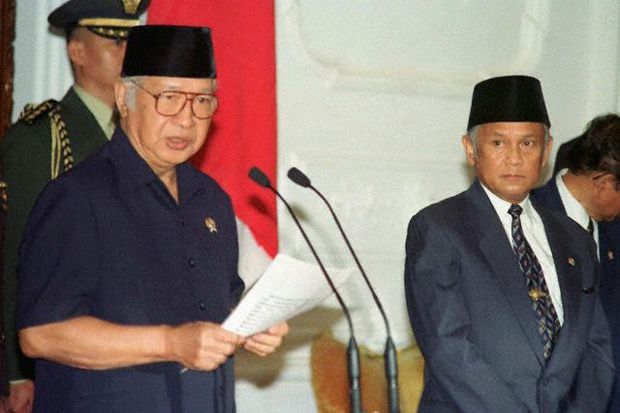 Gaya Blusukan Tokoh, dari Bung Karno hingga Kim Jong-un