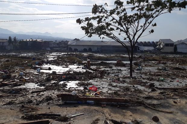 Presiden Jokowi Putuskan Status Bencana Sulteng Setelah ke Palu