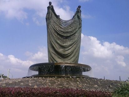 Patung-Patung di Indonesia Ini Memicu Kontroversi Masyarakat