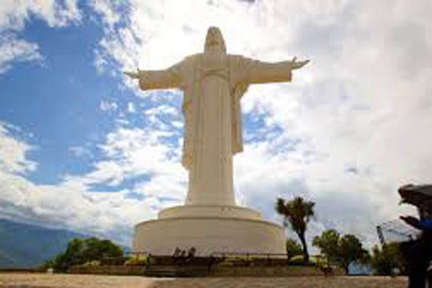 Patung Yesus Terbesar di Dunia