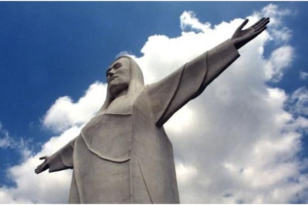 Patung Yesus Terbesar di Dunia