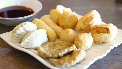 10 Oleh-Oleh Makanan Khas Indonesia Paling Populer