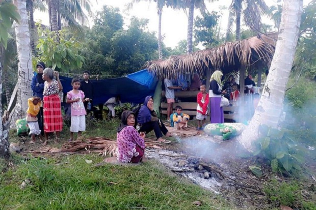 Pengungsi Korban Gempa Halmahera Selatan Kesulitan Air Bersih