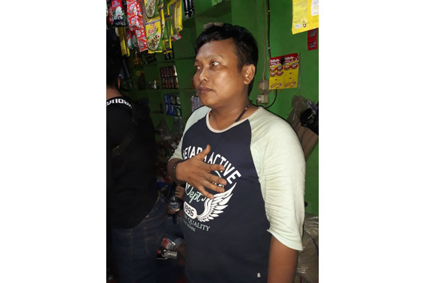 Sisir Warung Pengoplos Miras, Pelaku dan Ratusan Botol Diamankan