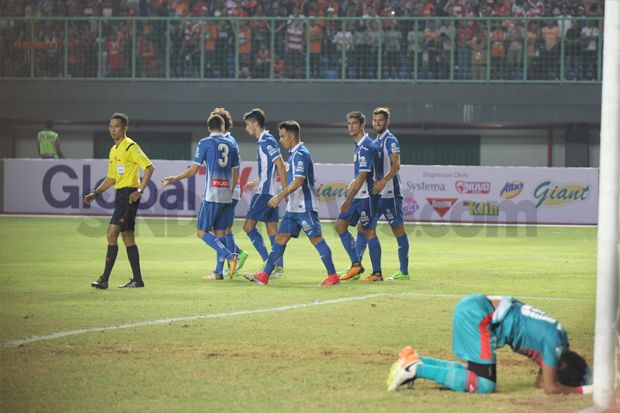 Persija Babak Belur Dihajar Espanyol