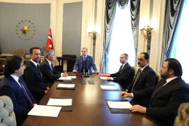 Pertemuan Presiden Turki Recep Tayyip Erdogan dalam pertemuan dengan CEO Formula 1 Chase Carey. (Foto-Motorsport)