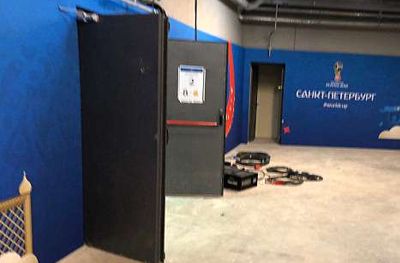 Tinggal Hitungan Hari Stadion St Petersburg Belum Selesai Berbenah