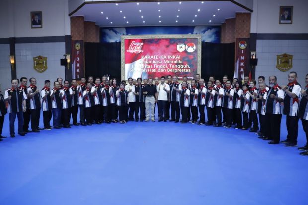 Panglima TNI Kukuhkan Pengurus Pusat INKAI Periode 2018-2022