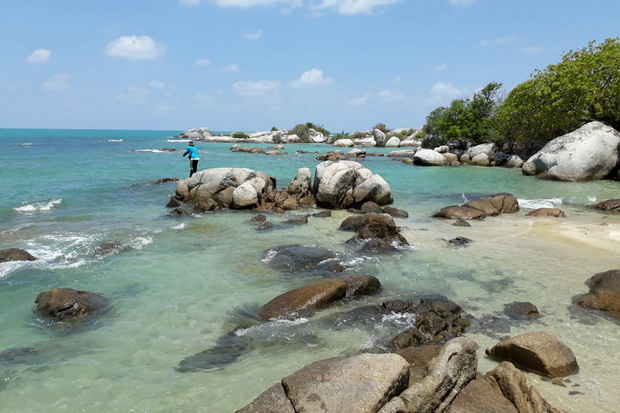 Pulang ke Babel, Artis Cantik Ini Jelajahi Potensi Wisata Pulau Bangka