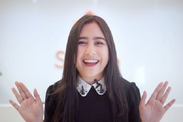 Prilly Latuconsina Pilih Liburan Bersama Keluarga