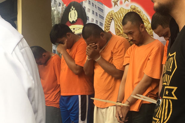 Butuh Uang Jajan Lebih, Pelajar Nekat Jual Video Telanjang