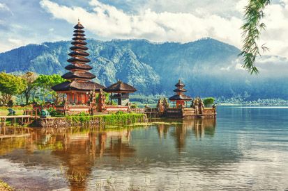 Daftar Pulau Paling Berbahaya dan Paling Indah di Dunia