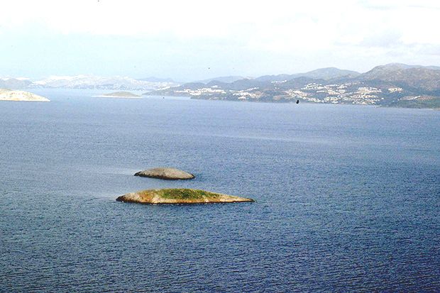 Pusara Konflik Antarnegara di Atas Pulau Sengketa