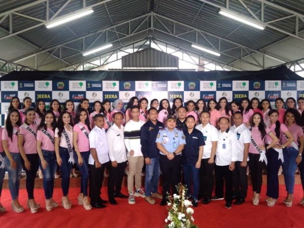 Puluhan Finalis Putri Indonesia Sambangi Rutan Cipinang