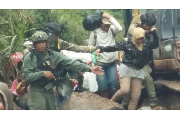 Kopassus dan Raider Diterjunkan dalam Pembebasan 1.300 Sandera di Papua