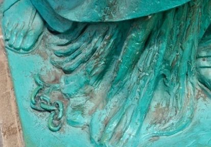 10 Misteri di Balik Monumen Sejarah Sedunia
