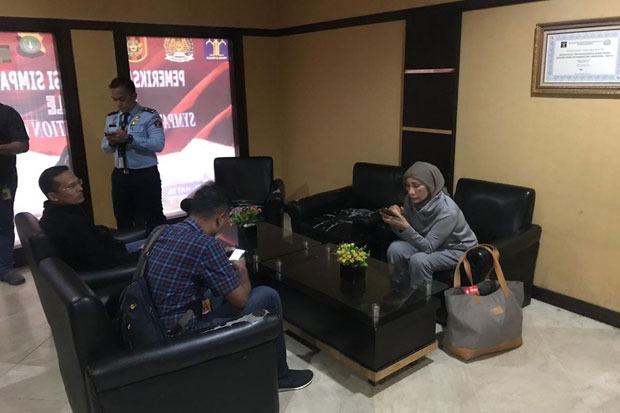 Ratna Sarumpaet Dicegah ke Luar Negeri Selama 20 Hari