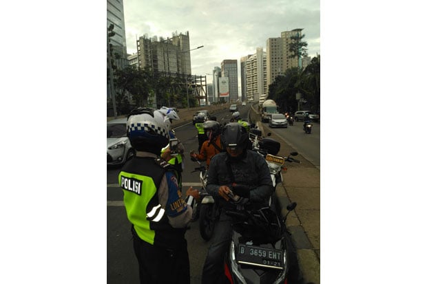 Dalam Sepekan, Ratusan Sepeda Motor Terobos JLNT Casablanca