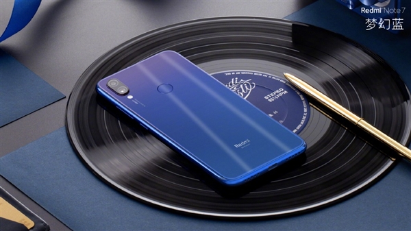 Dipersenjatai Kamera 48 MP, Redmi Note 7 Cuma Dijual Rp2,1 Juta