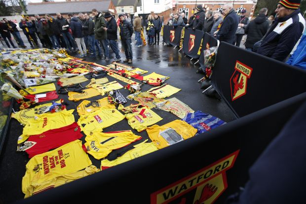 Watford Gelar Penghormatan untuk Mendiang Graham Taylor