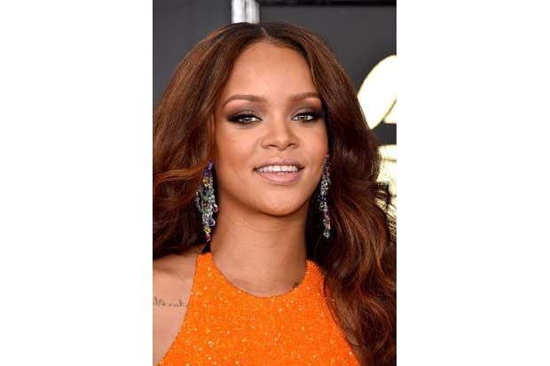Ini Riasan Wajah Katy Perry & Rihanna di Grammy Awards 2017