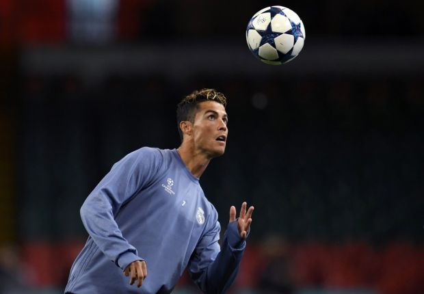 Ronaldo Butuh Satu Gol untuk Lampaui Rekor Messi