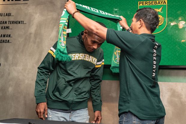 Persebaya Punya Kapten Baru, Ruben Sanadi Ikuti Jejak Aji Santoso
