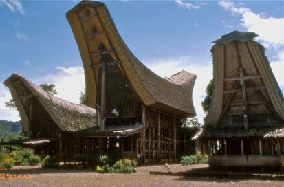 10 Rumah Adat Terpopuler di Indonesia