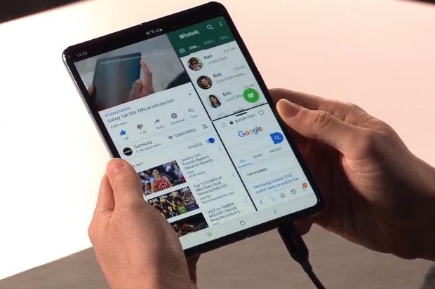 Galaxy Fold Meluncur, Begini Debut Tampilan Ponsel Layar Lipat Samsung