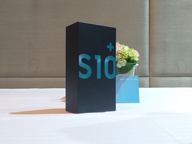 Samsung Galaxy S10, Mulai dari Infinity O Hingga Wireless Powershare