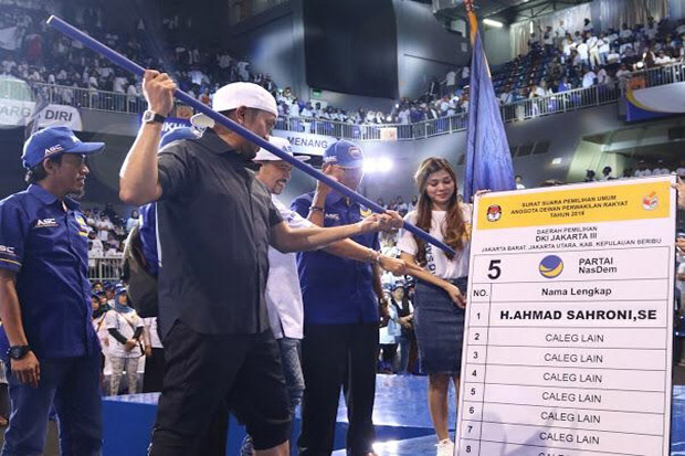 Ribuan Relawan Siap Antar Sahroni Raih 300 Ribu Suara