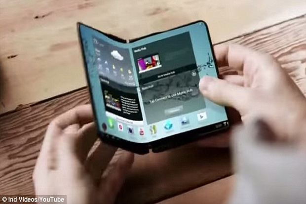 Dianugerahi Desain Radikal, Samsung Perlihatkan Smartphone Gulung dan Lipat