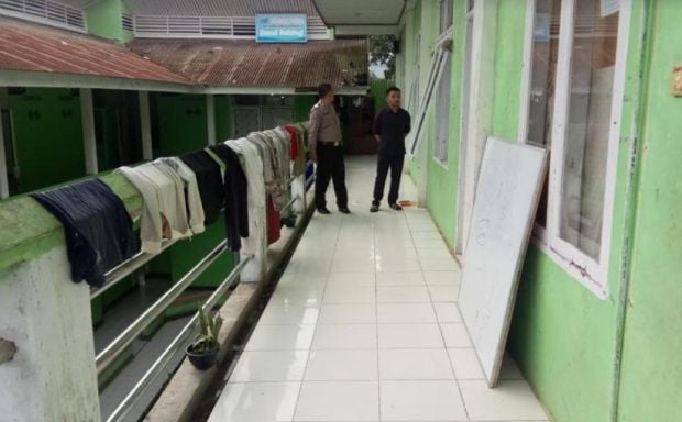 Santri Koma Dianiaya 16 Rekannya, Polisi Sita Barang Bukti Pengeroyokan