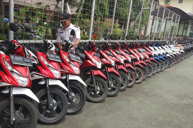 Menginspirasi, Polres Tangsel Ganjar Satpam Slamet Penghargaan