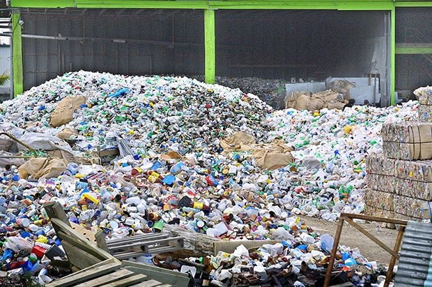 10 Negara Eksportir Sampah Plastik Terbanyak ke Indonesia
