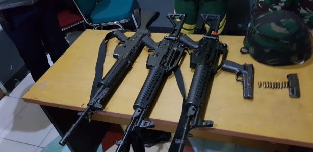 3 Senapan Serbu dan Pistol yang Dirampas OPM Dikembalikan ke TNI
