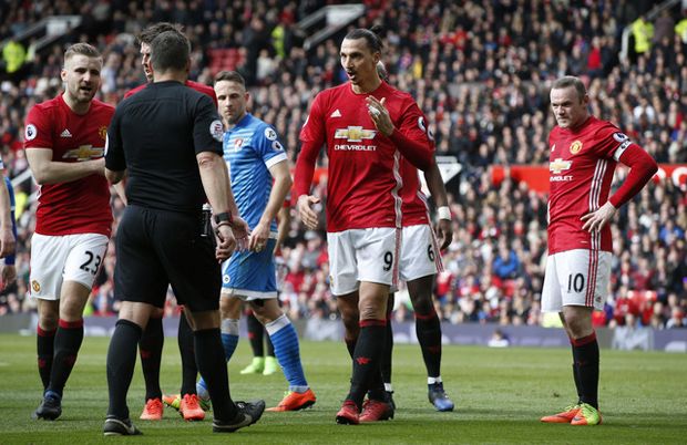 Ditahan Imbang Bournemouth, MU Gagal Geser Liverpool
