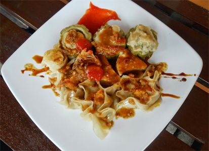 10 Makanan Paling Diburu Saat Resepsi Pernikahan