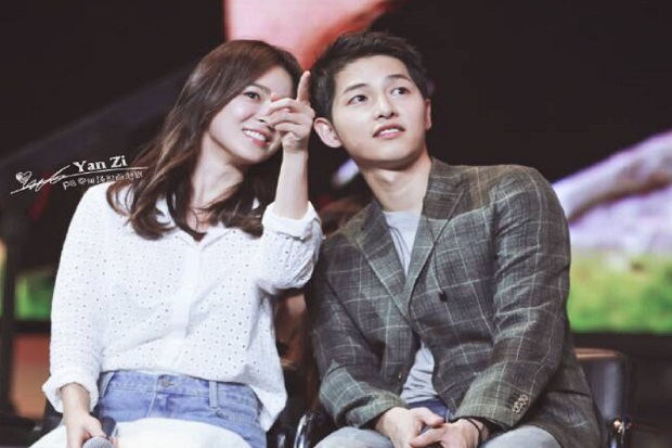 15 Foto Romantis Song Joong Ki dan Song Hye Kyo