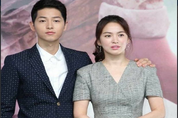 15 Foto Romantis Song Joong Ki dan Song Hye Kyo
