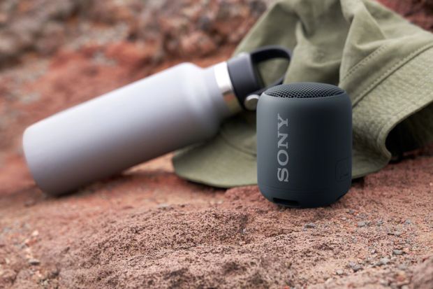 Tiga Speaker Nirkabel Sony Extra Bass 'Goyang' Lantai CES 2019