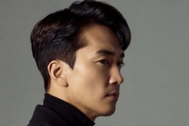 Song Seung Heon Ingin Tampil Misterius sebagai Aktor