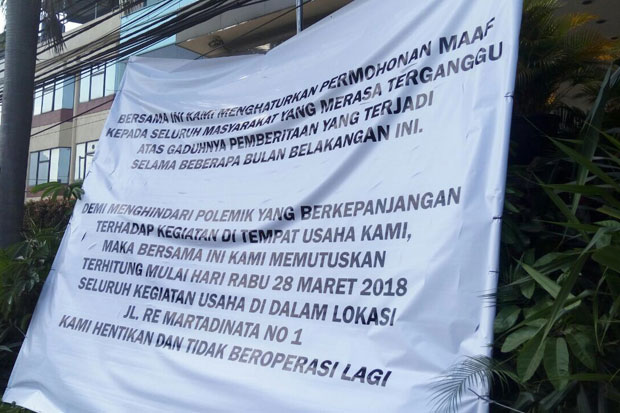 Alexis Minta Maaf Lewat Spanduk, Begini Reaksi Anies Baswedan
