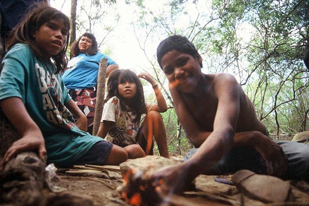 Suku Paling Terisolasi dari Peradaban Modern