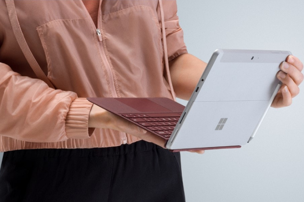Dirilis 2 Agustus, Surface Go Siap Menantang Apple iPad