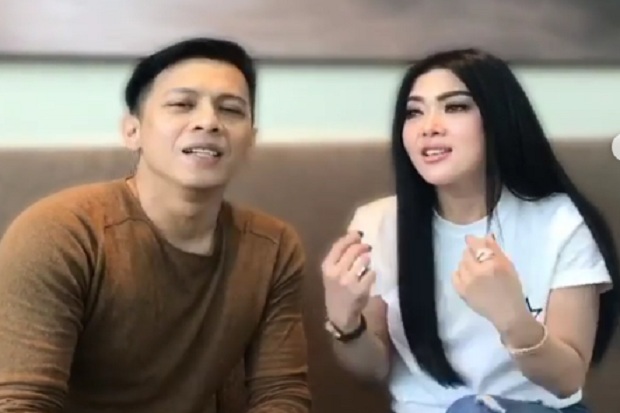 6 Fakta Syahrini, mulai Keluarga Kaya hingga Cucu Kiai